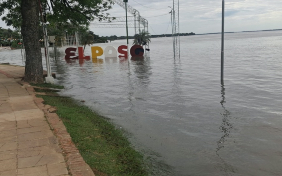 Angustia por las inundaciones: "Es una lucha desigual contra el río"