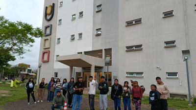 Alumnos de la escuela pública Bilingüe Intercultural Indígena visitaron Resistencia