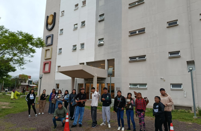 Alumnos de la escuela pública Bilingüe Intercultural Indígena visitaron Resistencia