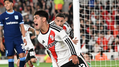 River sumó un triunfo ante Racing y se acomoda en los playoffs