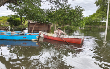 Cómo se vive la creciente del Paraná en localidades costeras del Chaco