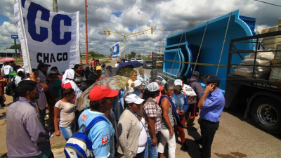 La CCC pide el pago de las becas 319