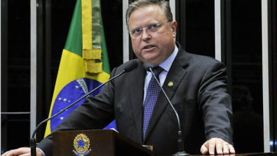 Gobierno de Brasil amenaza con represalias si Chile no compra sus carnes