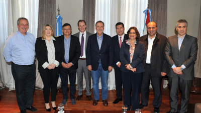 Los gobernadores peronistas se reunieron analizar su rol electoral y exigir fondos al Gobierno