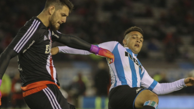 River se despidió de la lucha por el campeonato al perder con Racing en el Monumental