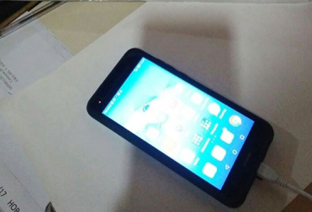 CELULAR54.jpg