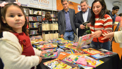 Unas 2500 personas concurrieron a la inauguración de la Feria del Libro en Charata