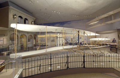 Un reencuentro con el museo que tiene la mayor colección de aviones y naves espaciales del mundo 