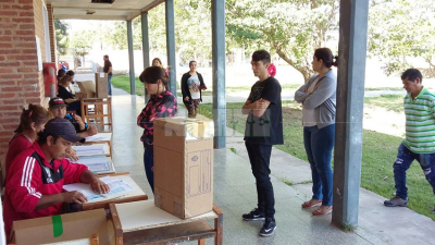 Concluyó el acto electoral: a las 21:00 se difunden los primeros datos oficiales