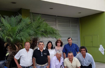 Canillitas celebran no trabajando en su día