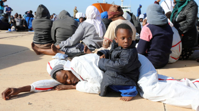 Más de 30 migrantes muertos y 200 supervivientes frente a las costas de Libia