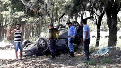 Un herido grave tras volcar con su auto en Charata