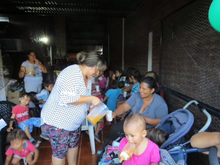 mujer solidaria 2.jpg