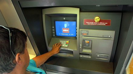 CAJERO- AUTOMATICO.JPG
