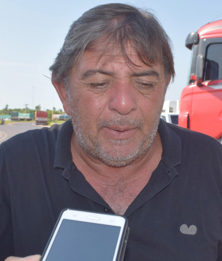 CAMIONEROS-DAN-TREGUA.jpg