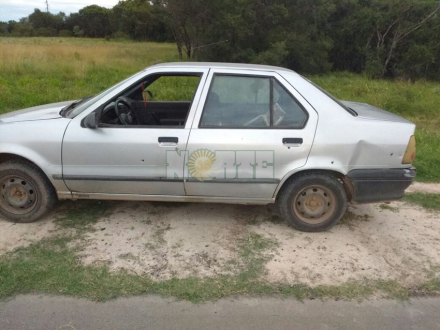 automovil expolicia.jpg