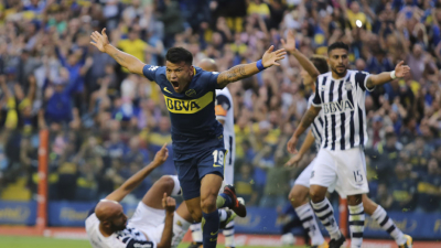 Sobre la hora, Boca le ganó a Talleres y se alejó en la cima de cara a la definición del título