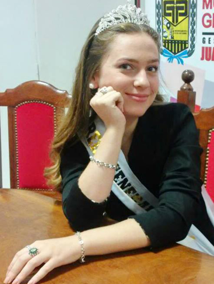reina2.jpg