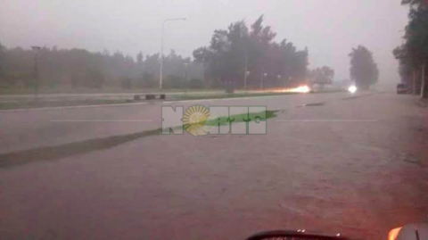 lluvia en las garcitas.jpg