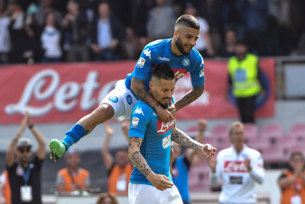 napoli.jpg