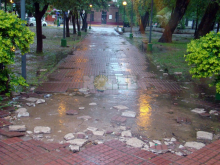 plaza3.jpg