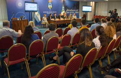 La Comisión Nacional de Valores promocionó herramientas de fácil acceso para las pymes