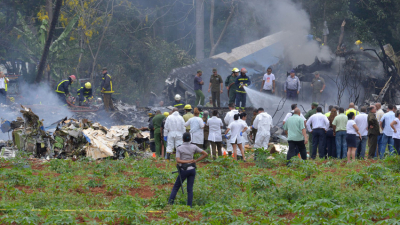 Avión con 104 pasajeros se estrelló en Cuba y hay tres sobrevivientes