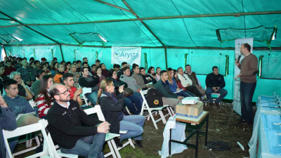 Concurrida jornada de algodón en INTA Las Breñas