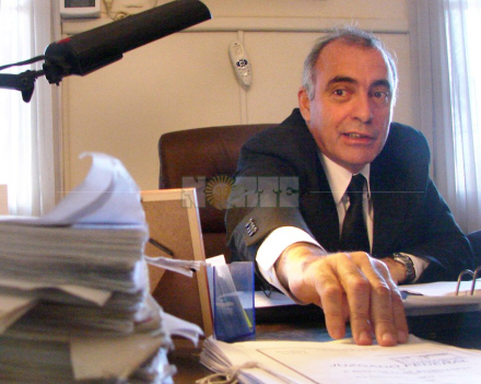 aguilar01.jpg