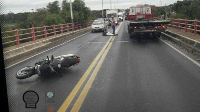 Serias demoras en el tránsito del Puente General Belgrano