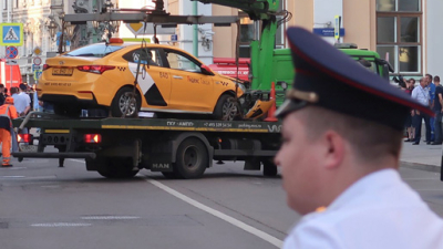 Un taxista atropelló a varias personas en pleno centro de Moscú