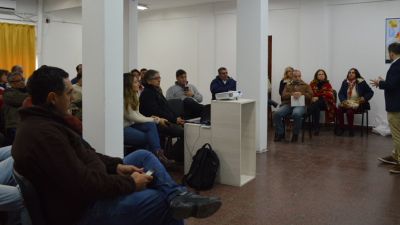 Elaboran propuestas para el Plan Estratégico Argentina Apícola 2030