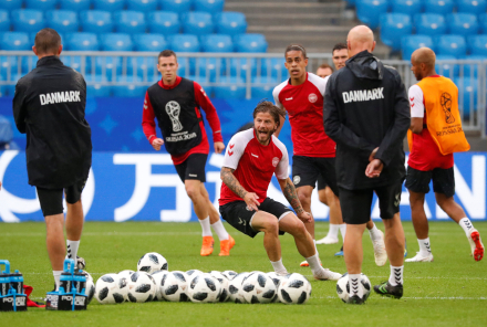 2018-06-20T142708Z_226116068_RC15AC634C80_RTRMADP_3_SOCCER-WORLDCUP-DNK-AUS-PREVIEW.JPG