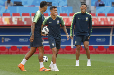 2018-06-26T164939Z_2127340188_UP1EE6Q1AQQDD_RTRMADP_3_SOCCER-WORLDCUP-SRB-BRA-PREVIEW.JPG