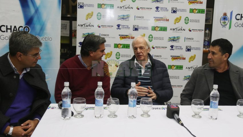 Menotti presentó hoy la Escuela de Entrenadores que se dictará en el Club Sarmiento