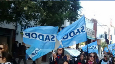 Sadop cuestiona al Estado y a privados por demoras en el pago de salarios