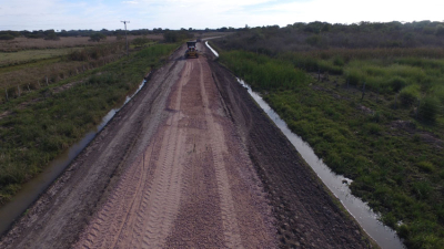 Atención conductores: se realizan trabajos de ripio en ruta provincial N° 36