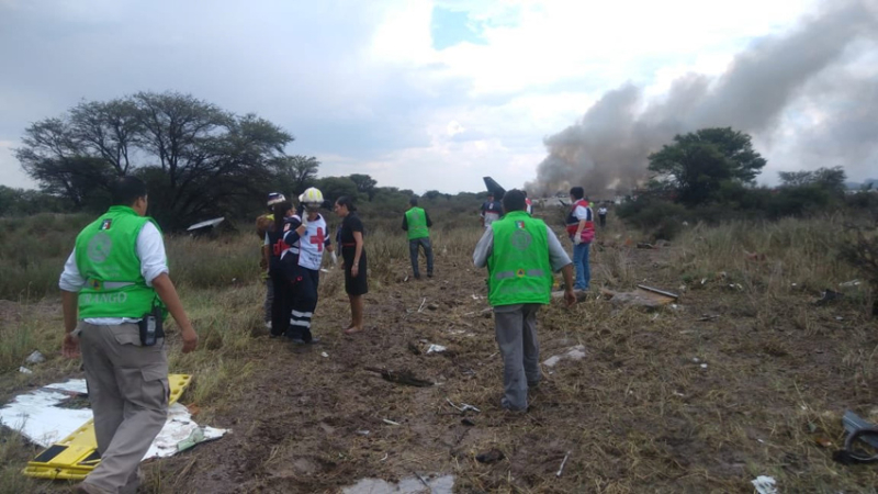 Accidente de avión de pasajeros en norte de México dejó milagrosamente sólo heridos