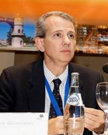 Gustavo doc.jpg