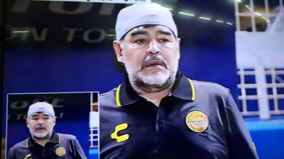 Efecto Maradona: un partido de Segunda División convertido en un show de Primera