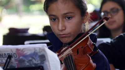 Orquesta Comunitaria Cruce Viejo: 10 años haciendo de la música un puente