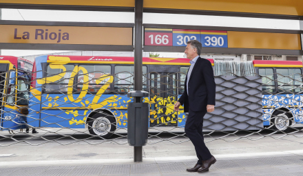 Macri Metrobus.JPG