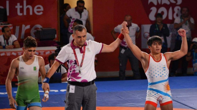 David Almendra se aseguró una medalla al llegar a la final de Lucha