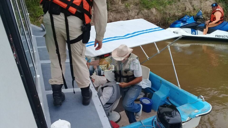 Prefectura Barranqueras recuerda las condiciones de seguridad para navegar en aguas protegidas