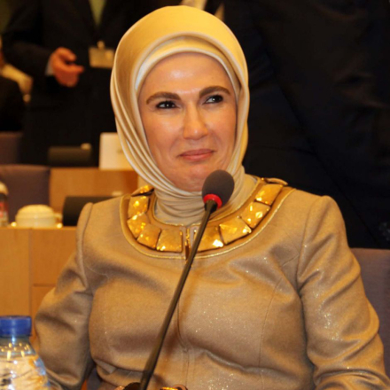 EMINE GÜLBARAN01.jpg