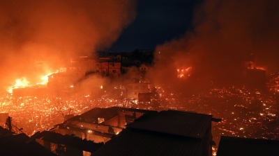 Devastador incendio acaba con un barrio en Manaos, Brasil
