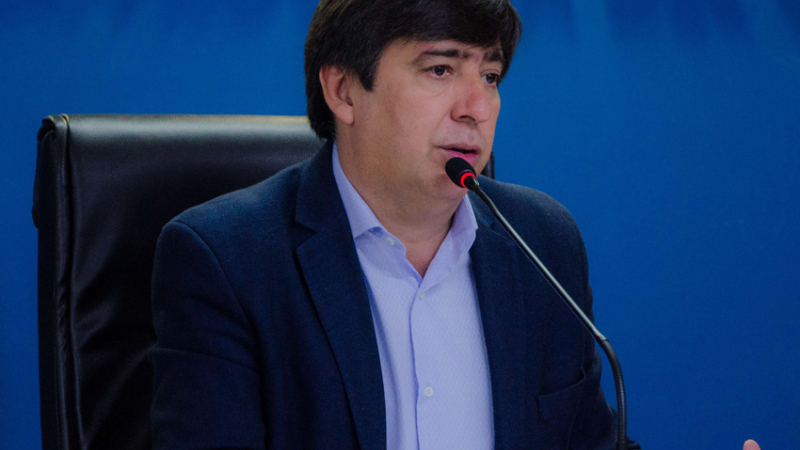 Martínez sigue recalentando el escenario político