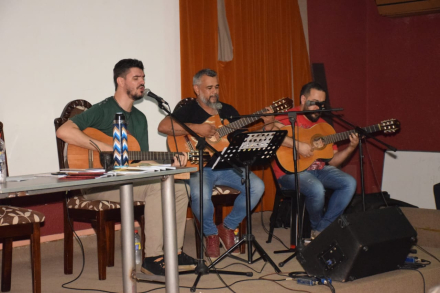 homenaje en cosquin002.jpg