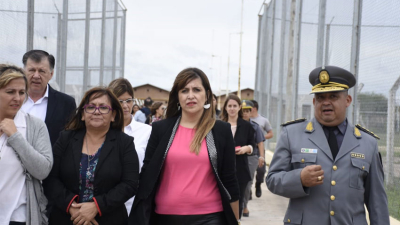 “La semana próxima presentaremos el proyecto para construir Centros de Detención Transitorios”