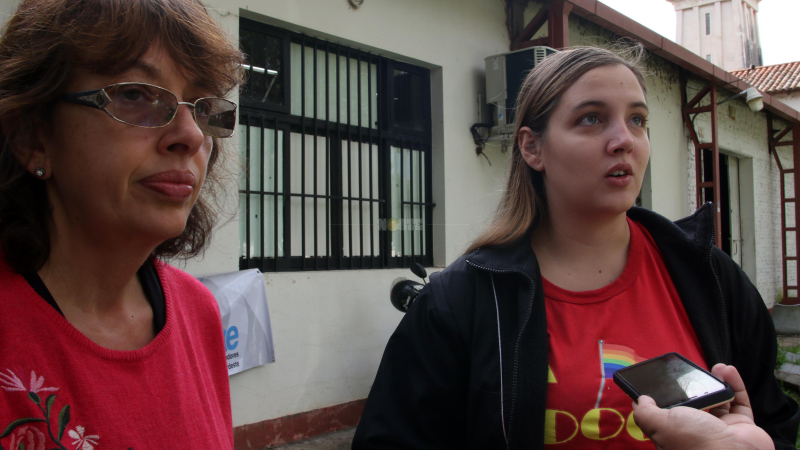 Docentes y estudiantes universitarios impulsan asambleas y radio abierta